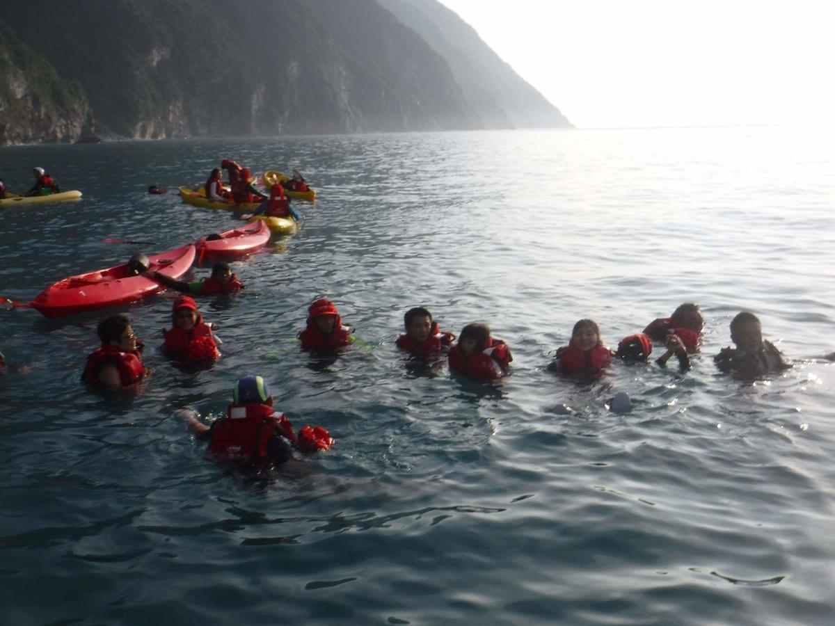 五葉松民宿-電梯民宿 近慈濟中小學及慈科大及人社院 Hualien Extérieur photo
